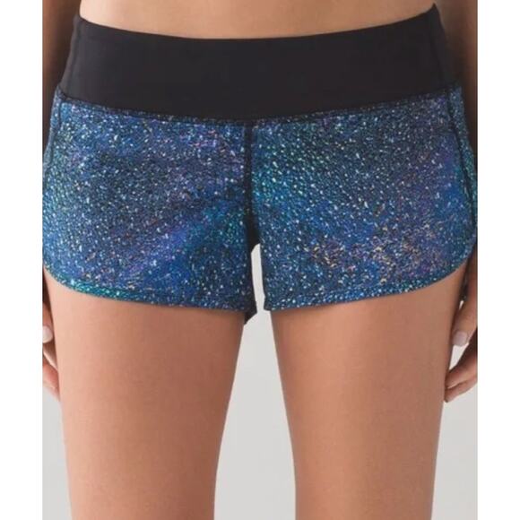 ATHLEISURE CORE Lululemon Speed Short 2.5" – Strive Multi Black – Women’s 6 - Picture 1 of 6